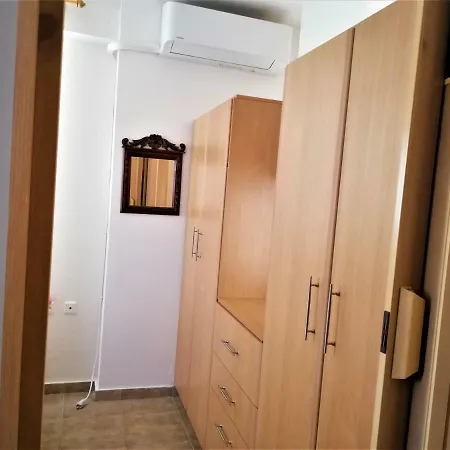 Kalamata Downtown Apartment Exterior photo