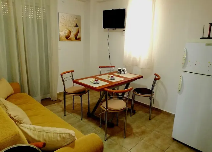 Kalamata Downtown Apartment